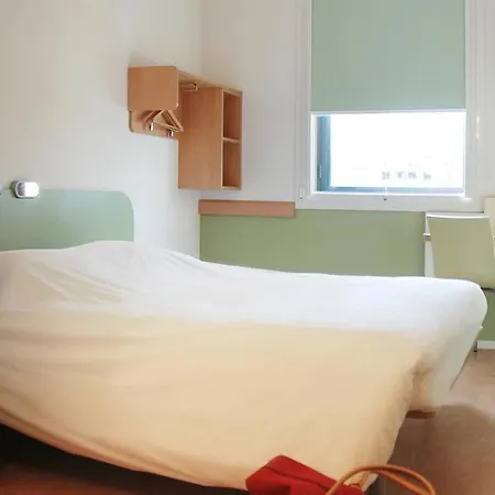 Hotel Ibis Styles Centre - Gare Part Dieu Lione