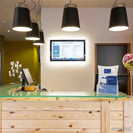 Ibis Styles Centre - Gare Part Dieu 3*